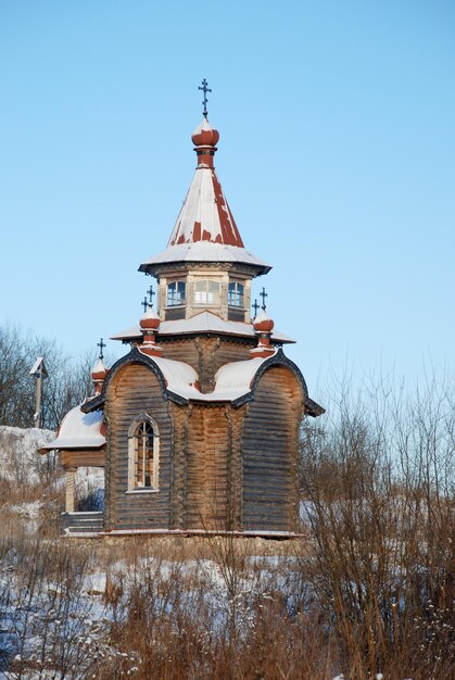 Monasterio del norte de Rusia en invierno