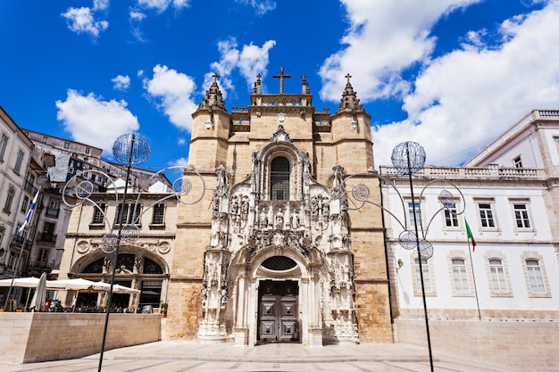 El Monasterio de Santa Cruz (Monasterio de la Santa Cruz) es un Monumento Nacional en Coimbra, Portugal