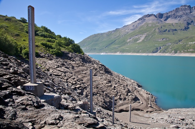 Moncenisio-Staudamm, Grenze Italien/Frankreich. Messgerät zur Messung des Wasserstands.