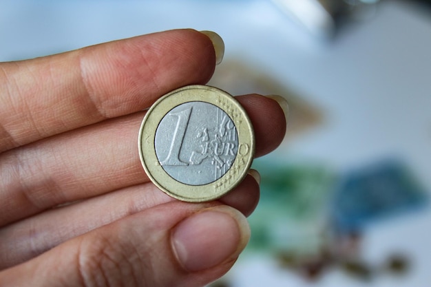 Moneda de un euro Moneda de imagen fotográfica europea realista con ruta de clip