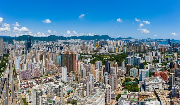 Mong Kok, Hong Kong 10 de septiembre de 2019: Vista superior de la ciudad de Hong Kong