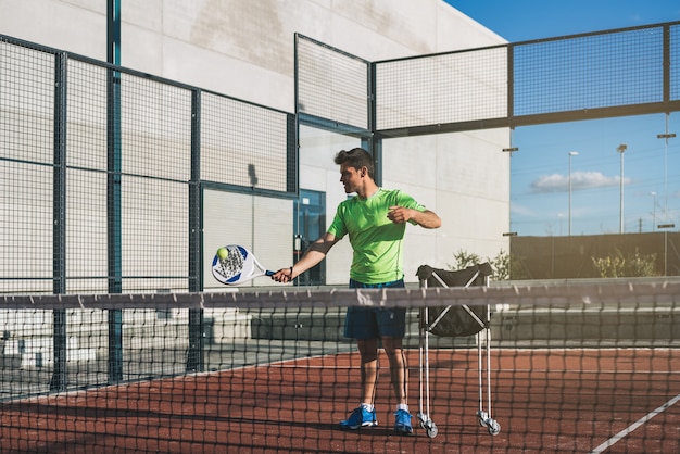 Monitorar aula de padel