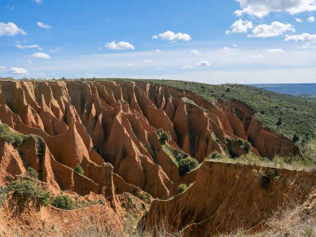 La montaña Carcavas con cielo azul