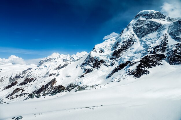 Montaña nevada Matterhorn, Zermatt, Suiza