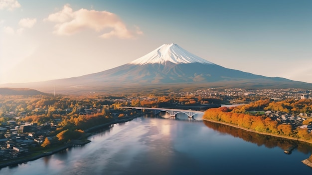 una montaña con un puente sobre un río