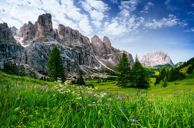 Montañas en los alpes