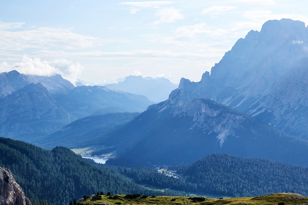 Montañas de los Dolomitas de Sexten