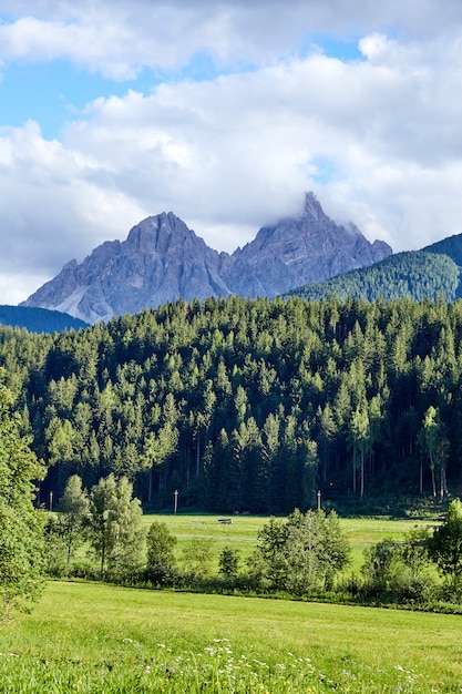 Montañas de los dolomitas