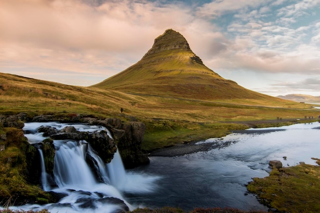 las montañas de kirkjufell