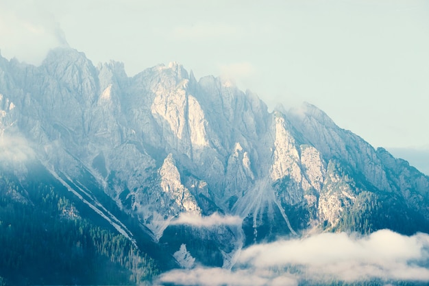 Montañas del municipio de Toblach