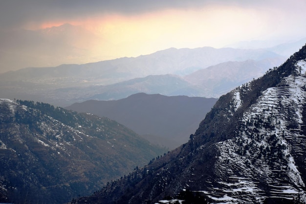 Montañas nevadas.