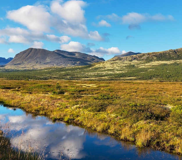 montañas de noruega