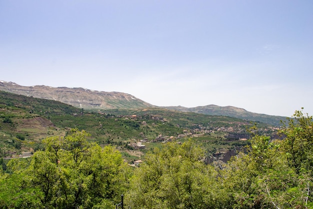 Montañas del pico del líbano nieve vasto paisaje oriente medio