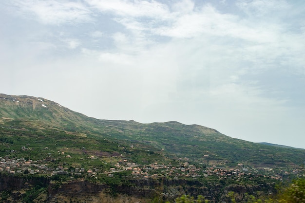 Montañas del pico del líbano nieve vasto paisaje oriente medio