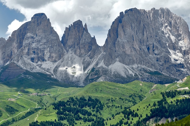 Montañas Rocosas Dolomitas