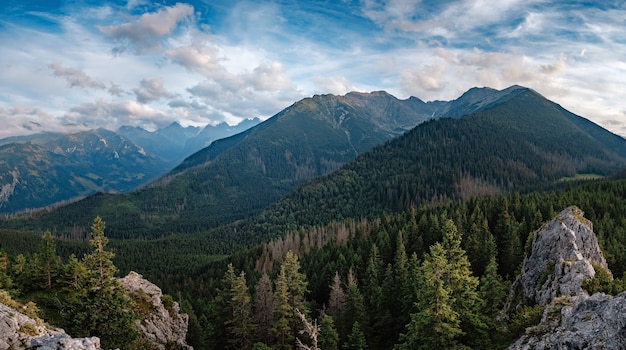 Montañas Tatra en verano