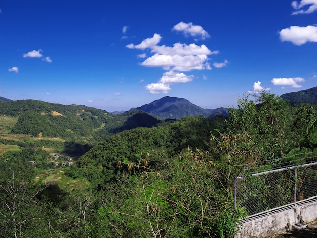 Montañas y valles en Banaue, Filipinas