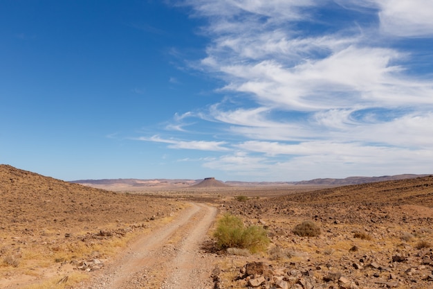 Montanha da tabela no deserto do Saara, Marrocos