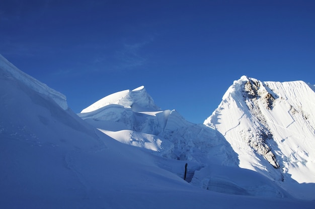 Montanha de neve nas Cordilheiras