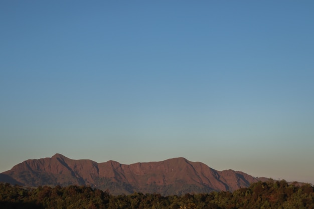 Montanha em Kanchanaburi