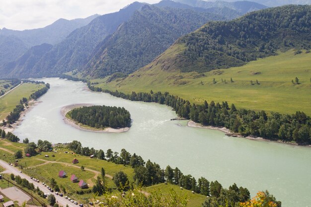 Montanhas Altai. Rio Katun.