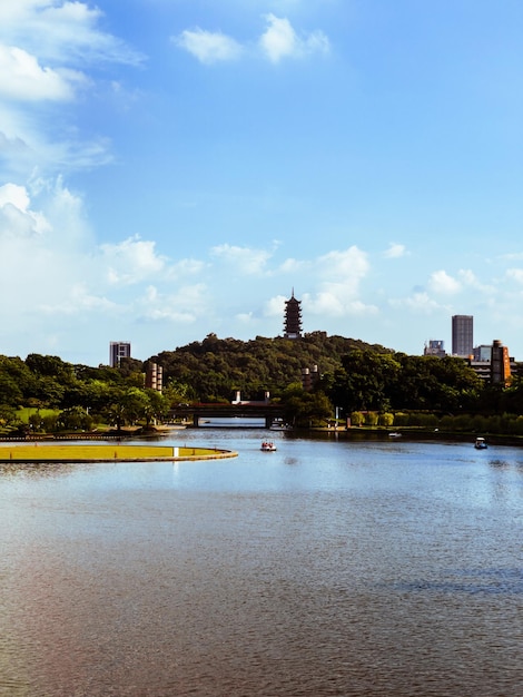 Foto montanhas e lagos