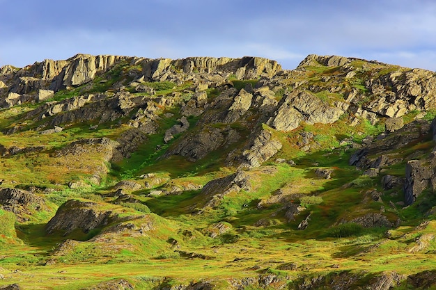 montanhas multicoloridas, fundo de textura geológica, depósitos de minerais multicoloridos, paisagem