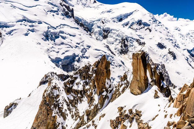 Montanhas nevadas Chamonix Mont Blanc HauteSavoie Alps França