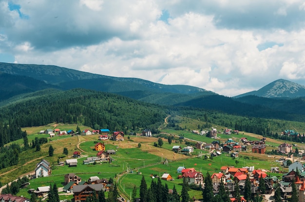 Montanhas no verão