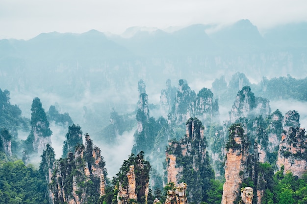 Montanhas Zhangjiajie, China