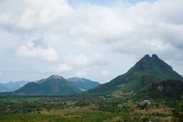 Foto montanhas.