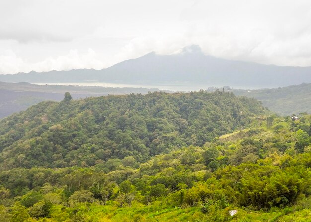 El monte Batur en Indonesia