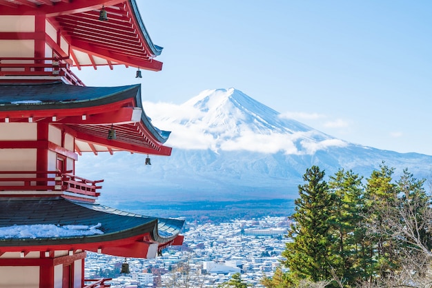 monte Fuji con Chureito Pagoda en otoño, Fujiyoshida.