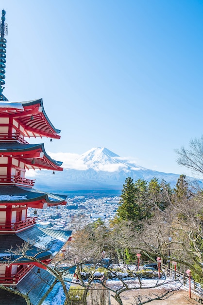 monte Fuji con Chureito Pagoda en otoño, Fujiyoshida.