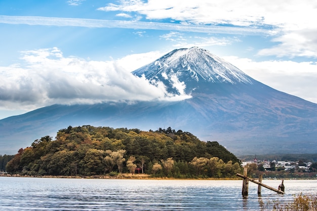 Monte fuji, em, kawaguchiko, lago, em, Yamanashi, japão