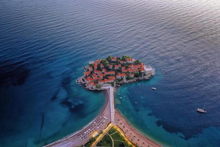 Foto montenegro karte und flagge