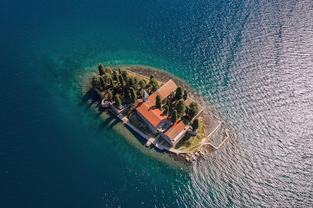 Foto montenegro karte und flagge