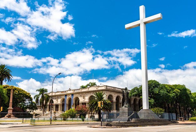 Foto montevideo en el distrito de tres cruces la capital de uruguay