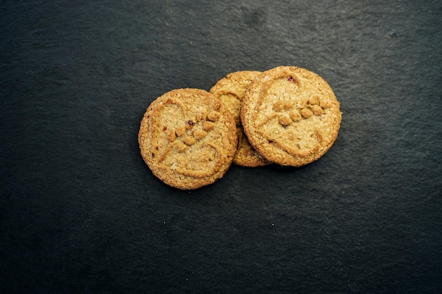 Montón de galletas de avena