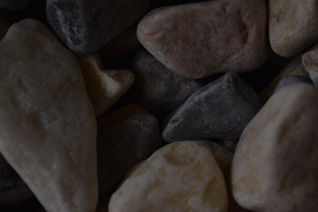 Foto un montón de rocas con la palabra roca