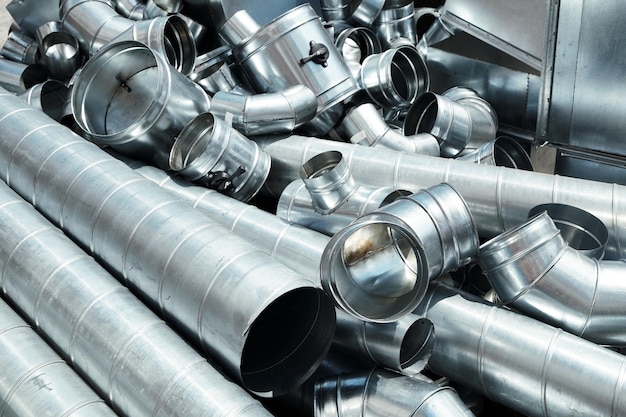 Montón de tuberías y piezas para sistemas de conductos Ventilación industrial