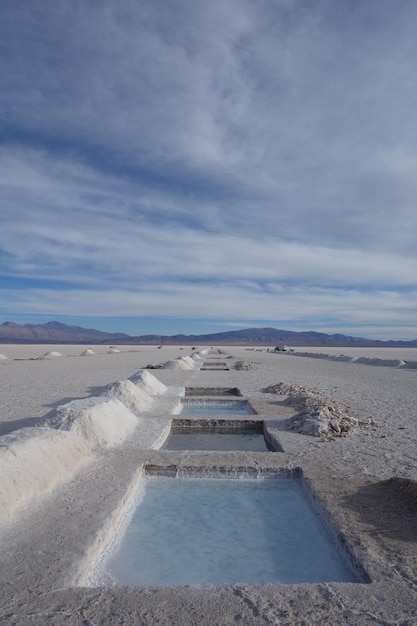 Montones de sal en Salinas grandes Large Salines en Salta Argentina