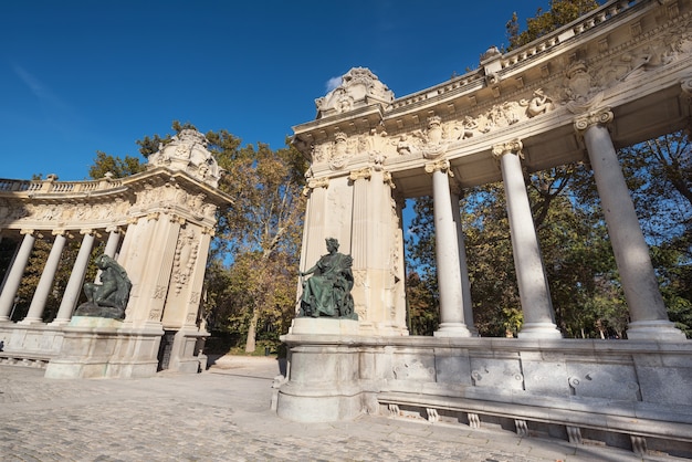 Monument Alfonso XII in Retiro-Park, Madrid, Spanien.