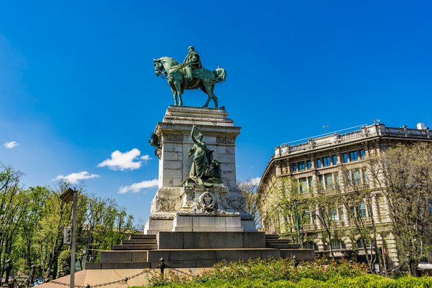 Monumento a Giuseppe Garibaldi em Milão, Itália