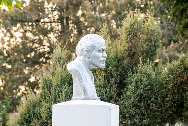 Foto monumento a lenin no inverno