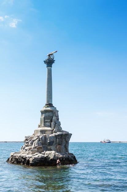 Monumento aos navios inundados na baía de Sebastopol