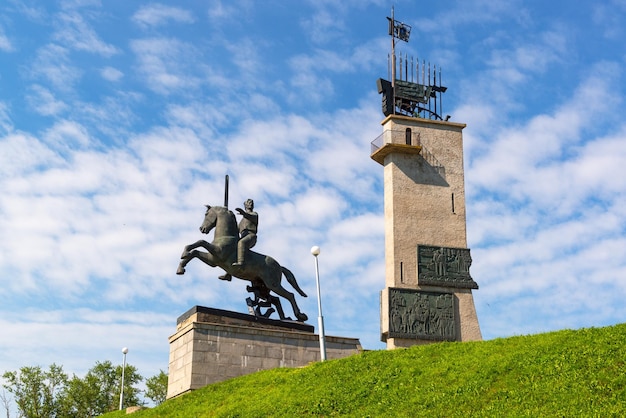 Monumento da Vitória em Novgorod, a Grande Rússia