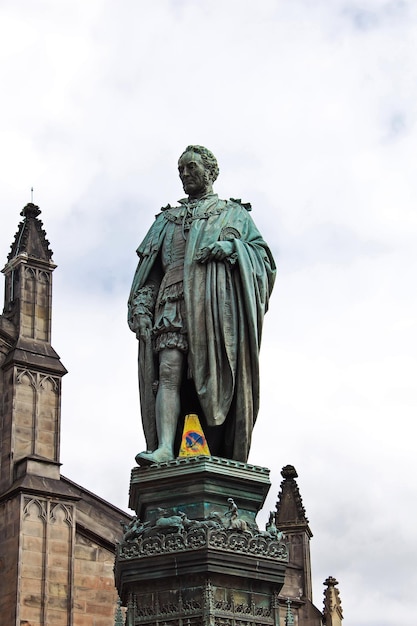 El monumento en Edimburgo Escocia Reino Unido