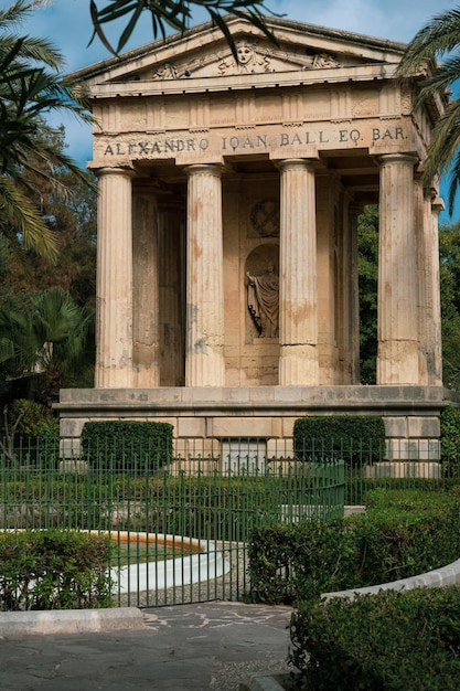 Monumento em um parque em La Valleta em Malta