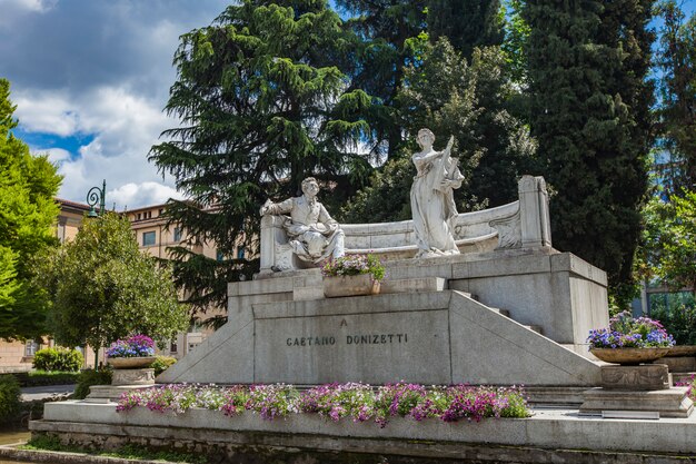 Monumento de Gateano Donizetti en Bergamo